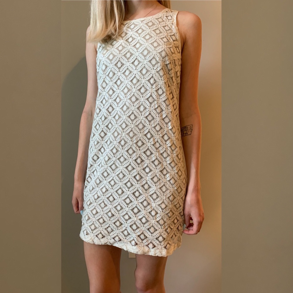 Apt. 9 petite white lace shift dress